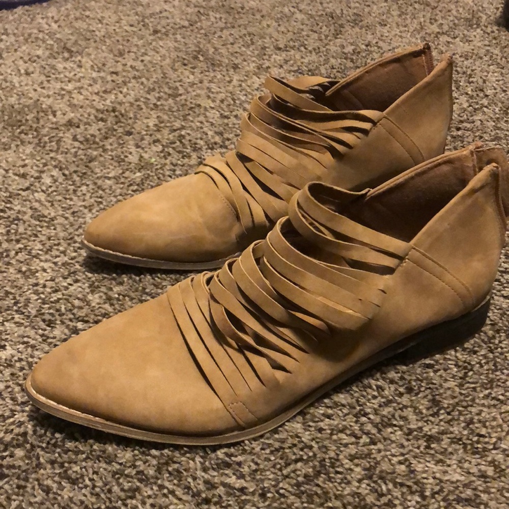 Mi.im ankle booties. Great condition